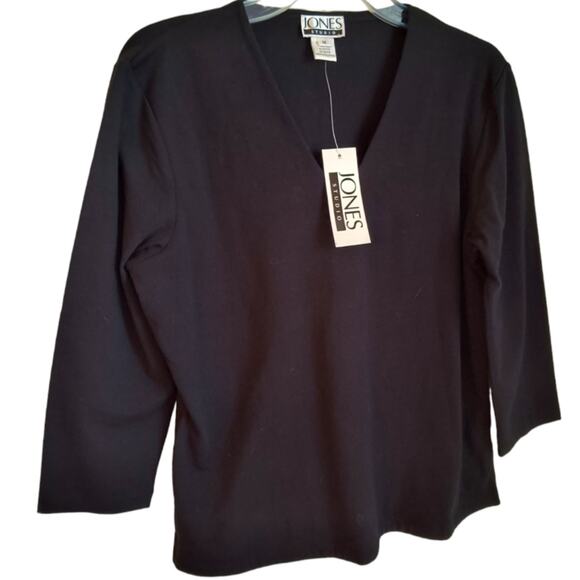 Jones Studio 3/4 Sleeve Top Wmn's Sz M Black V Neck Soft Knit base layer Casual - Picture 3 of 14